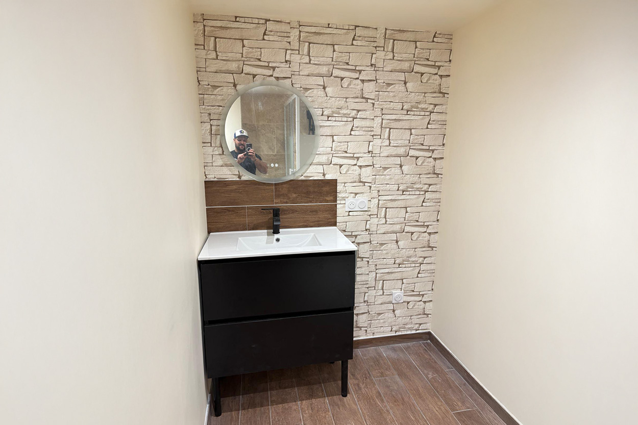 Entreprise de rénovation Lourdes, Entreprise de rénovation Tarbes, Maçonnerie générale Lourdes, Maçonnerie générale Tarbes, Pose de résine au sol Lourdes, Pose de résine au sol Tarbes, Ravalement de façade Lourdes, Ravalement de façade Tarbes, Rénovation de toiture Lourdes, Rénovation de toiture Tarbes