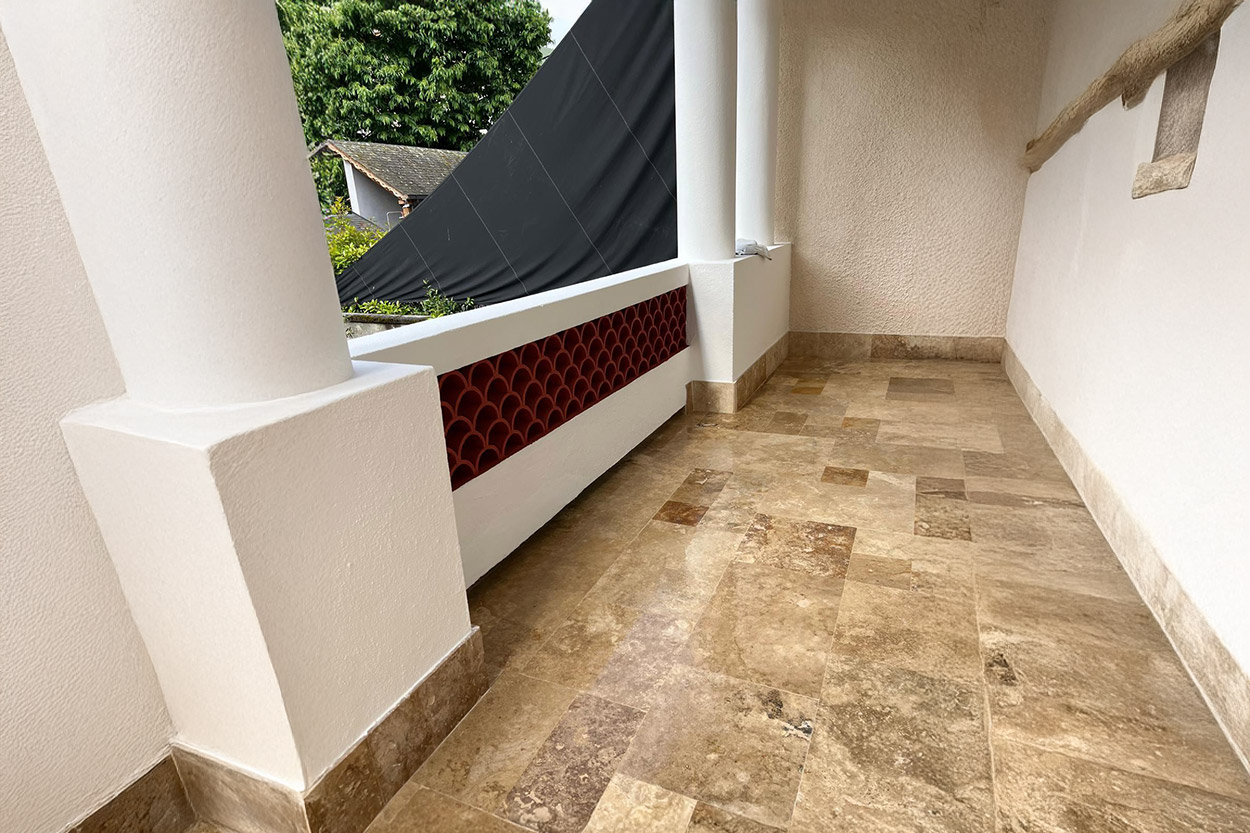 Entreprise de rénovation Lourdes, Entreprise de rénovation Tarbes, Maçonnerie générale Lourdes, Maçonnerie générale Tarbes, Pose de résine au sol Lourdes, Pose de résine au sol Tarbes, Ravalement de façade Lourdes, Ravalement de façade Tarbes, Rénovation de toiture Lourdes, Rénovation de toiture Tarbes